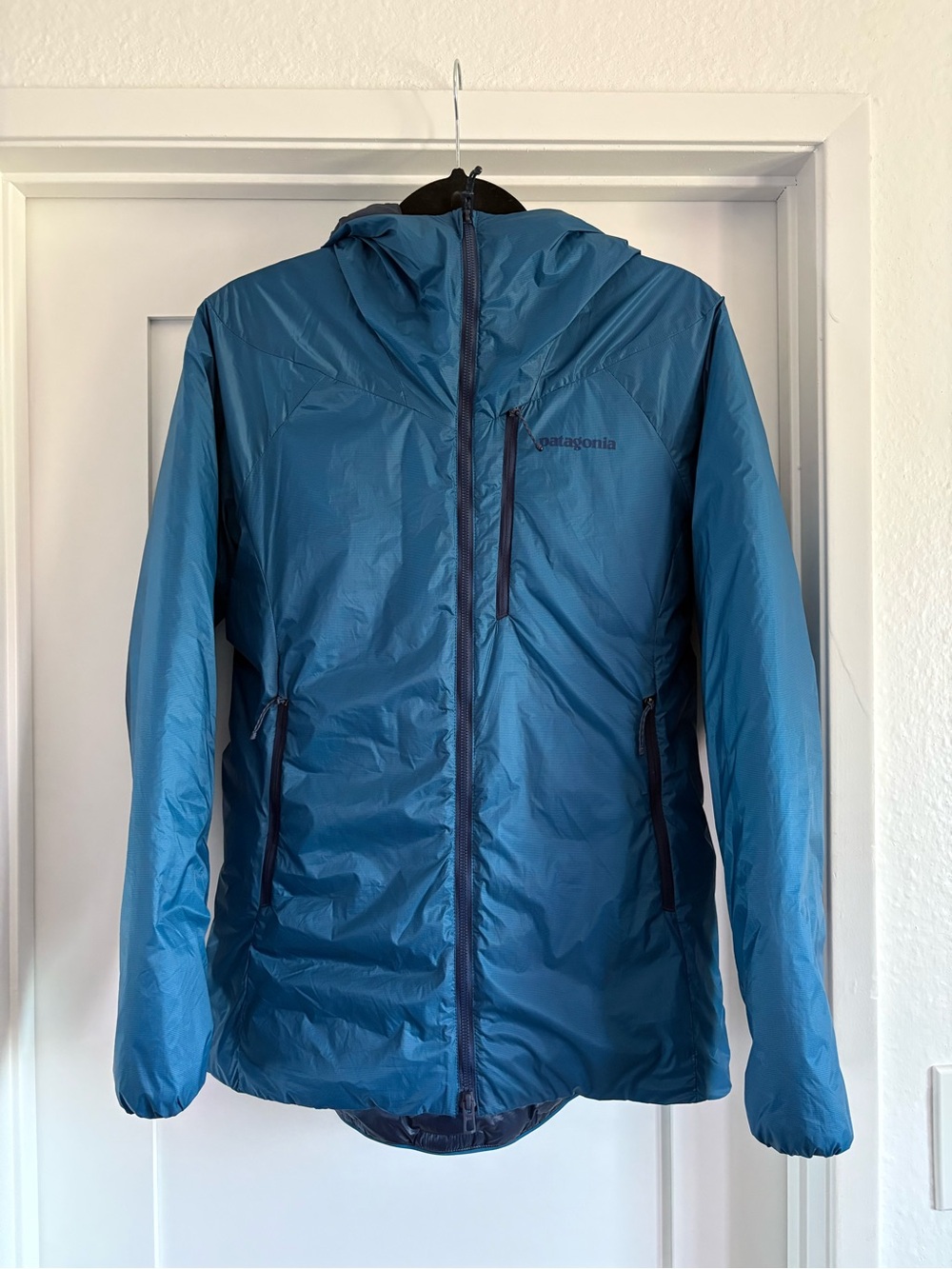 Patagonia Womens DAS Light Hoody Jacket Blue Medium M Fall 2021 Puffer Dual Zip